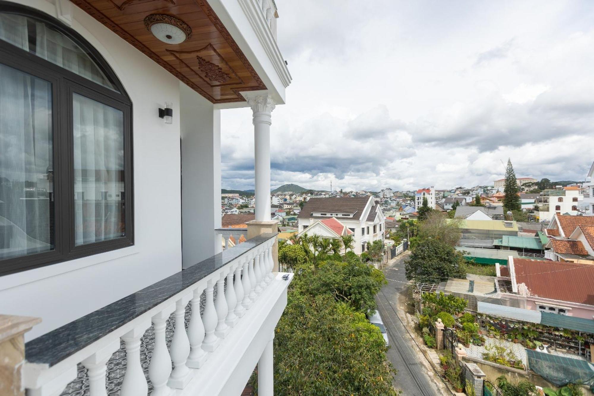 Olagi Hotel Далат Экстерьер фото